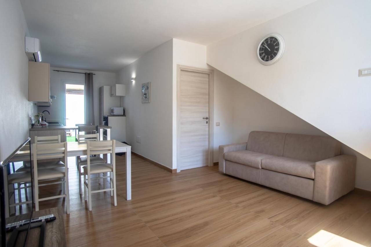 Residence Pula Via Delle Rose Exterior photo